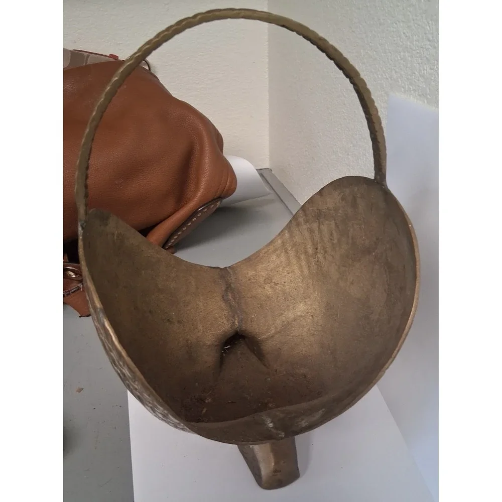 Vintage Heavy Coastal Solid Brass Mid-20th Century Clam Shell Basket.Beach Decor